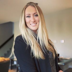 Meet your Posher, Erika